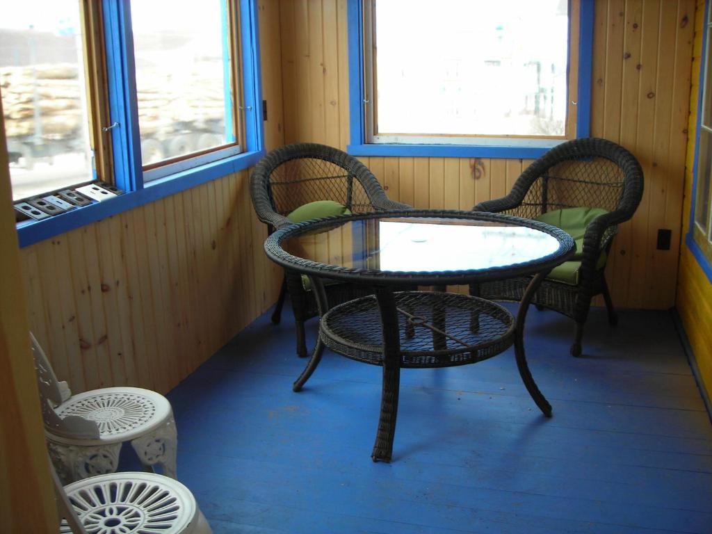 Gite Des Hauteurs Et Cafe De La Place Saint Zenon Pokój zdjęcie